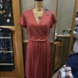 Elegant Red Polka Dot Midi Dress